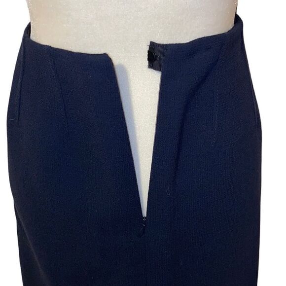 Oscar De La Renta Silk Pencil Skirt - Picture 6 of 9